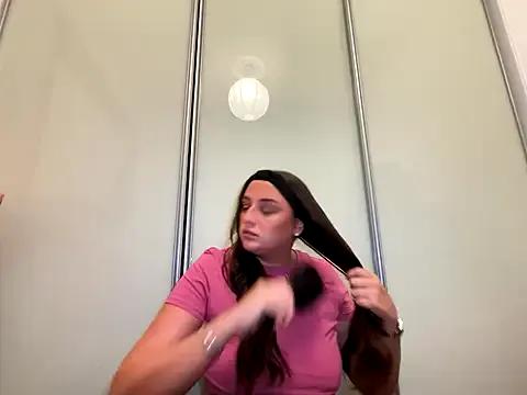 Playfulvixen25 on StripChat