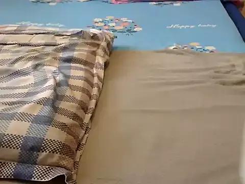 Playroom_queen on StripChat