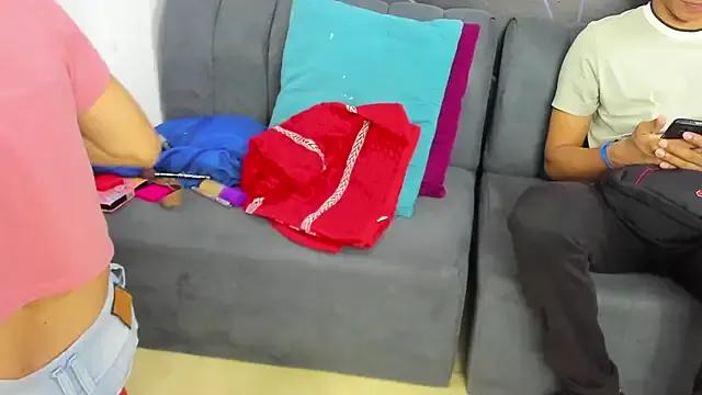 playsgirlhot on StripChat