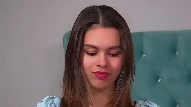 PollyLanders — Relaxing massage for my shoulders <3