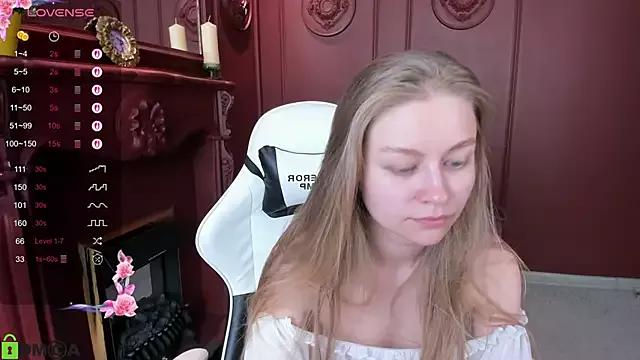 Polumna_cute on StripChat