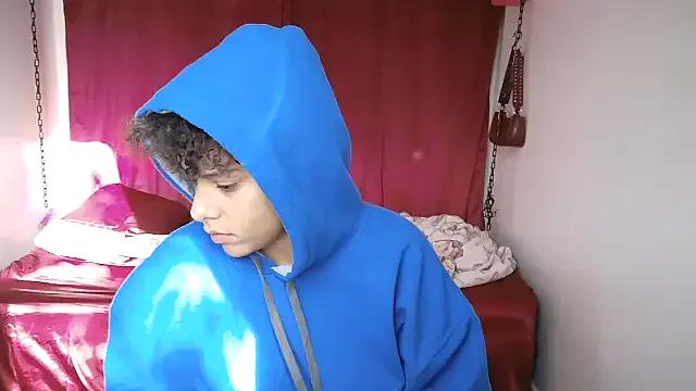 PrettyLittleProblem on StripChat