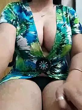 priya_hot_69 on StripChat
