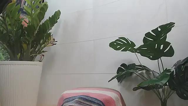 Puka_cute234 on StripChat