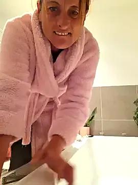 Pussy69Kat on StripChat