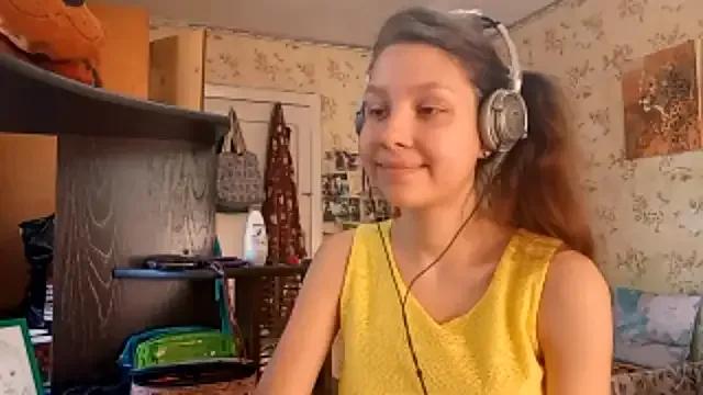 QutieDaSweet on StripChat