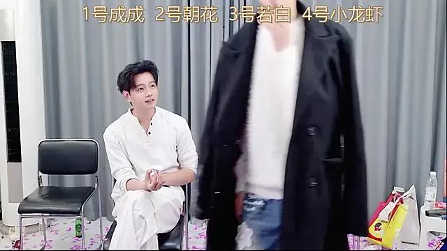 QYBOYS-001 on StripChat