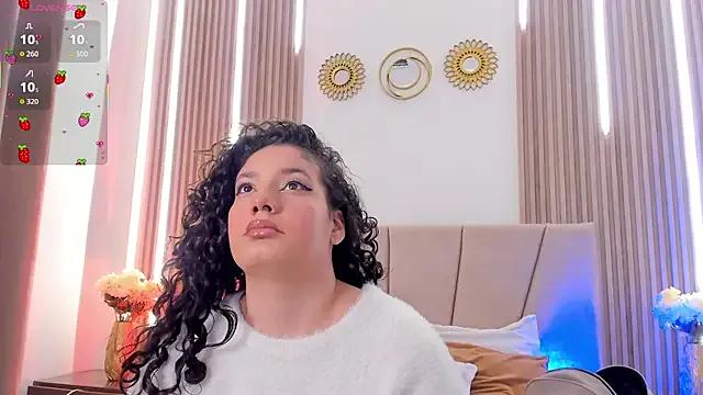 Rachell_Jamess on StripChat