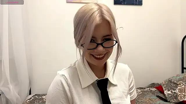 RekaNoWay on StripChat