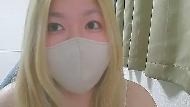 Remi_official on StripChat