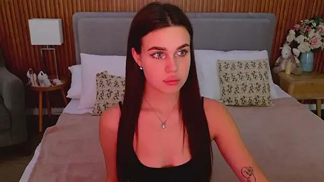 RihannaRose on StripChat