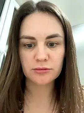 Risky-Flower on StripChat