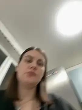 Risky-Flower on StripChat