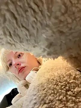 RonnieKiss on StripChat