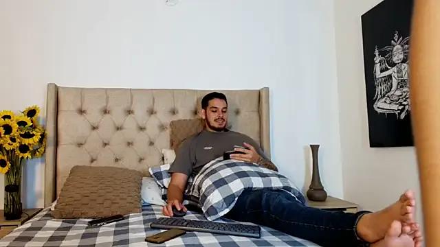 Rose_dom on StripChat