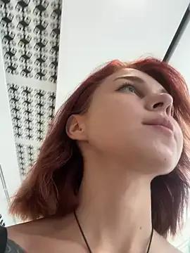 RosieSecret on StripChat