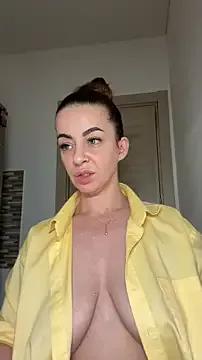 Roxanne_Skye — 2 fingers inside pussy