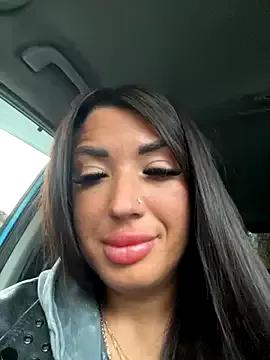 RuslanaXX on StripChat