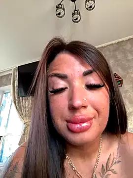 RuslanaXX on StripChat