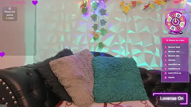 SabinaDeluxe_cg on StripChat