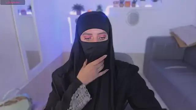 salma_arabicc on StripChat