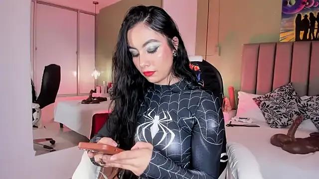 Samaanthaa_ on StripChat