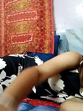 sanu_07 on StripChat