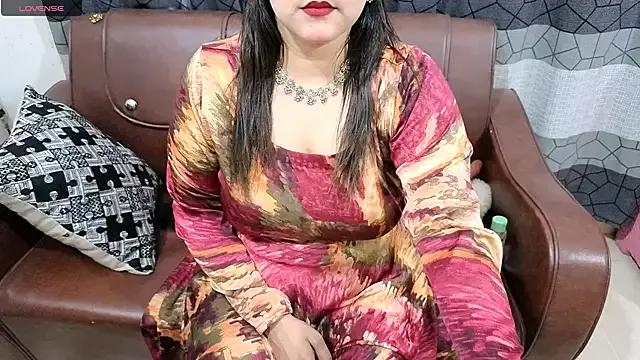 Sanvi-Queen — choco syrup on ass