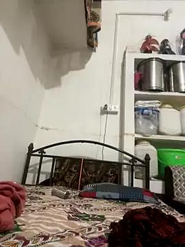 Sapnahot34 on StripChat