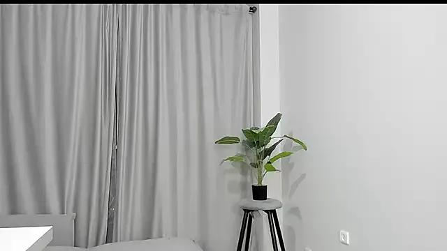 sarahphyllis on StripChat