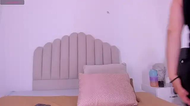 sarita_duque on StripChat