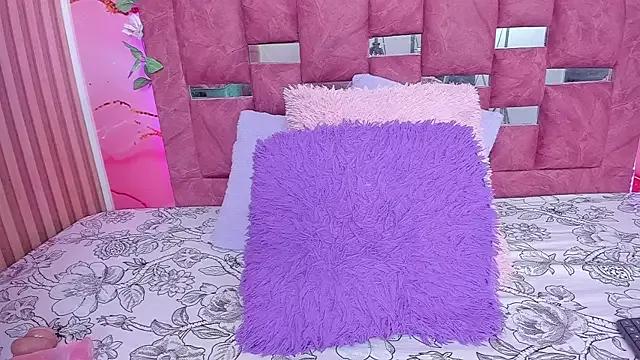 scarlett__evans_ on StripChat