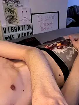 secret_dream415 on StripChat