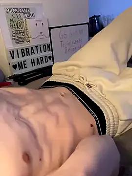 secret_dream415 on StripChat