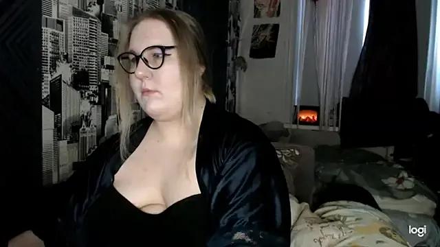 SecretGoddesss on StripChat