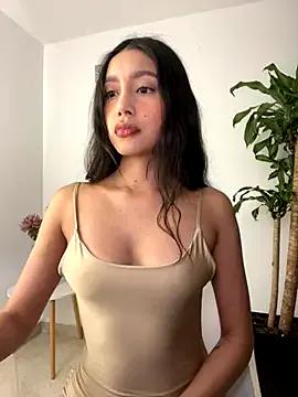 SelenaStone on StripChat