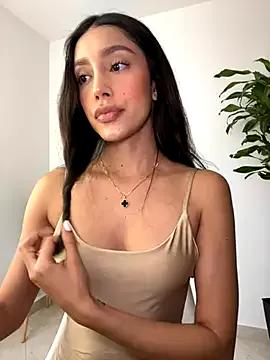 SelenaStone on StripChat