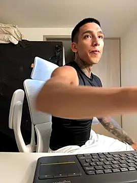 sendfer on StripChat