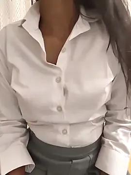 Shalu_G on StripChat