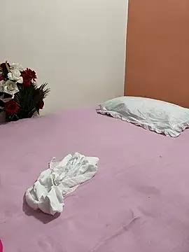 Shalu_G on StripChat