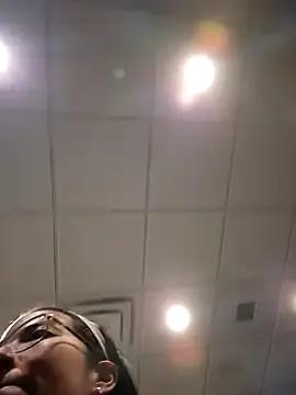 SheenaBrooke on StripChat