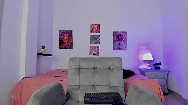 shizuka_84 on StripChat