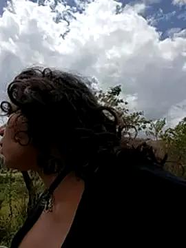 Simone_Miller on StripChat