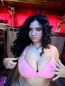 Simone_Miller on StripChat