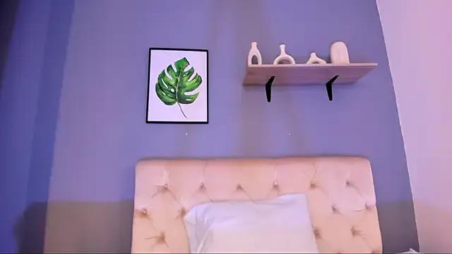 Soe_Lara on StripChat