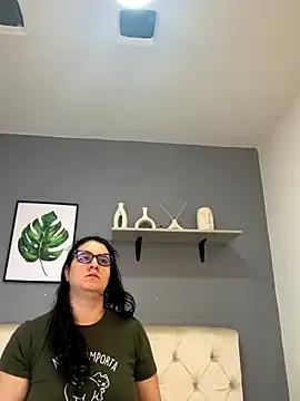 Soe_Lara on StripChat