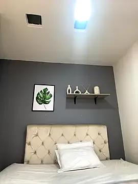 Soe_Lara on StripChat