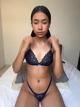 Soe_Love on StripChat