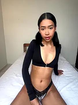 Soe_Love on StripChat