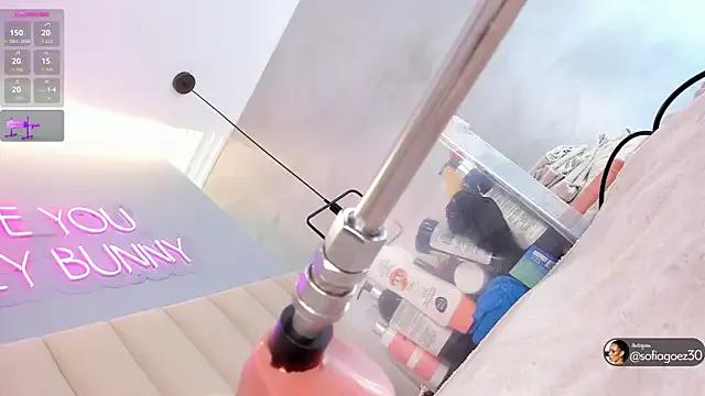 SOFIAGOEZ30 on StripChat